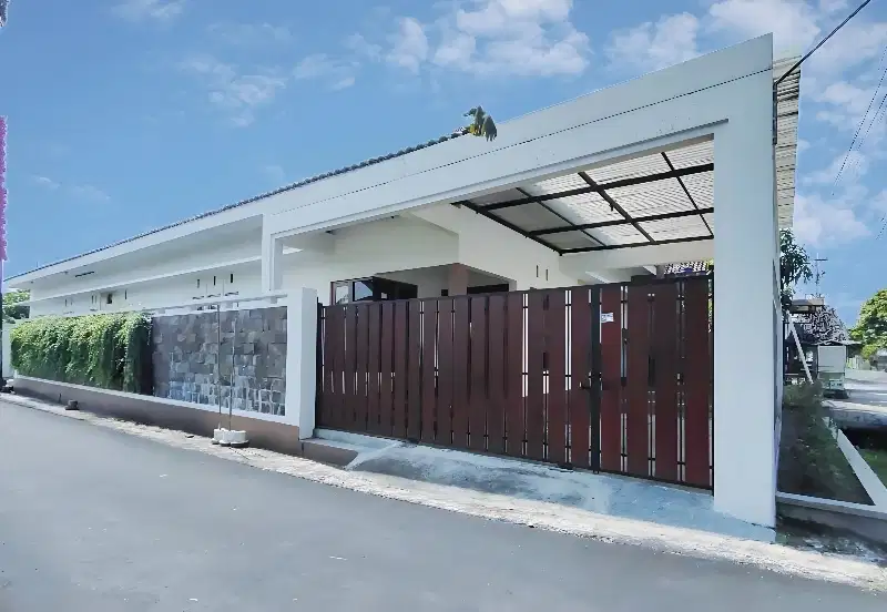 rumah mewah luas 500m tengah kota kartasura strategis