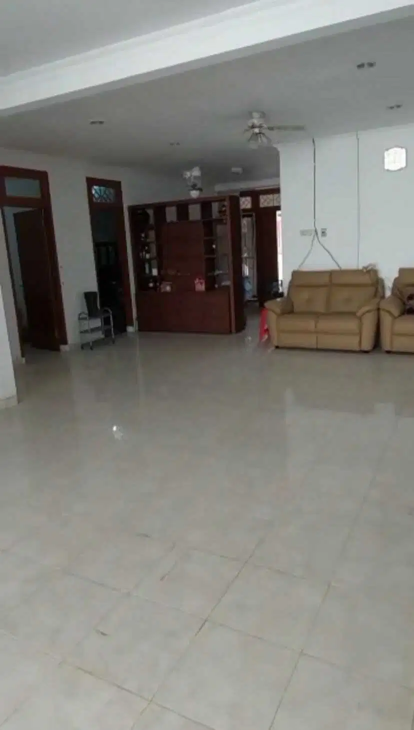 Jual Rumah Siap Huni dan Nyaman Jl. Krakatau Semarang Timur – 10239