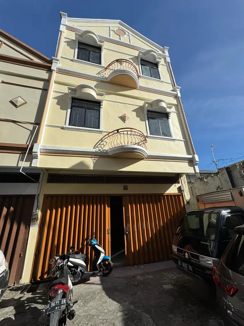 Ruko ready lokasi tengah kota di jln Latimojong