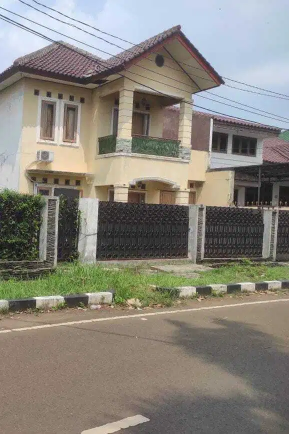Dijual Tanah Bonus Rumah Secondary Dalam Komplek Billymoon Pondok