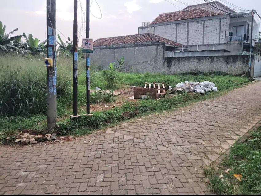 Tanah kosong 100 meter 6x18 sertifikat