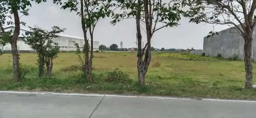 Tanah pinggir jalan adi sumarmo akses container