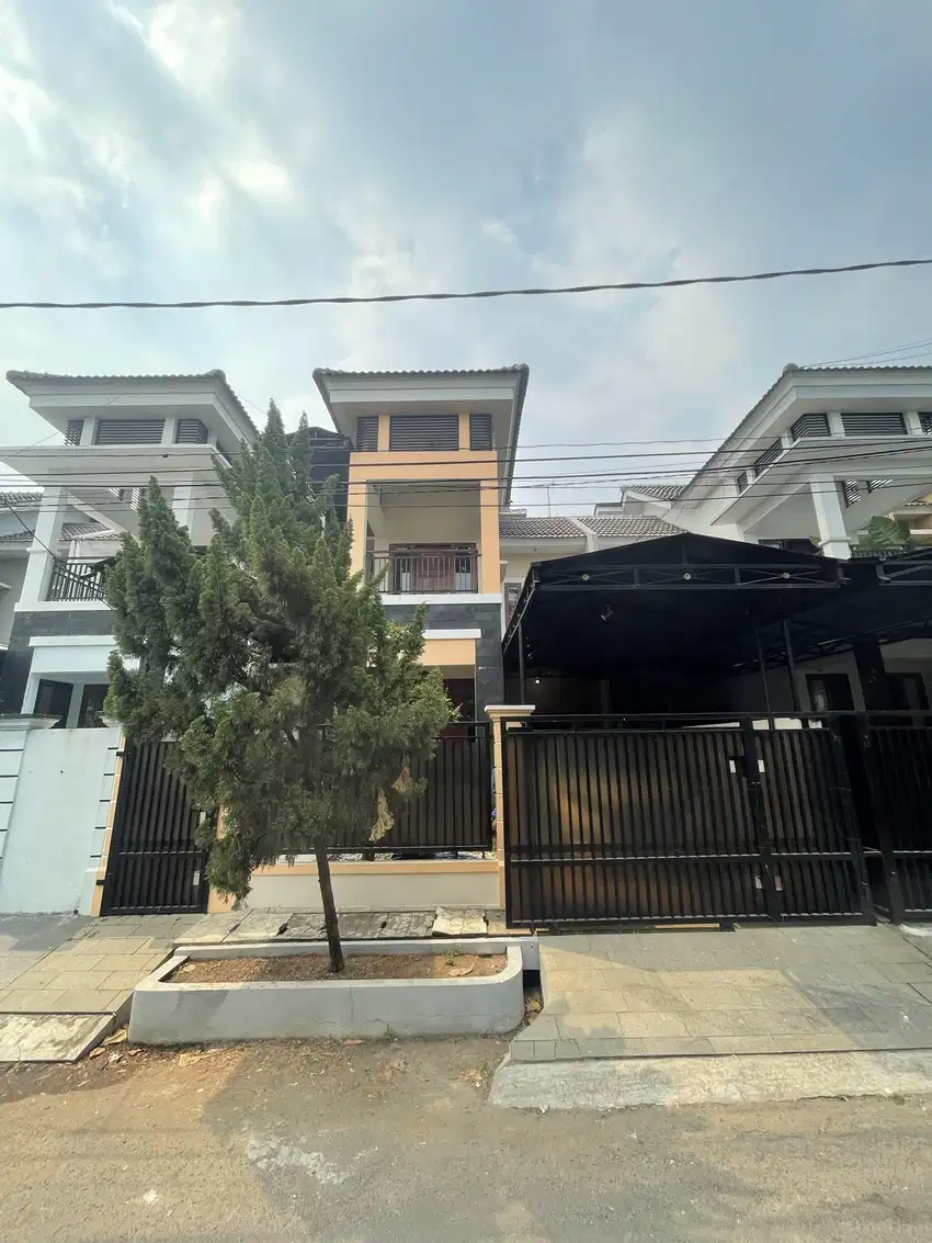 Rumah di bekasi villa galaxy