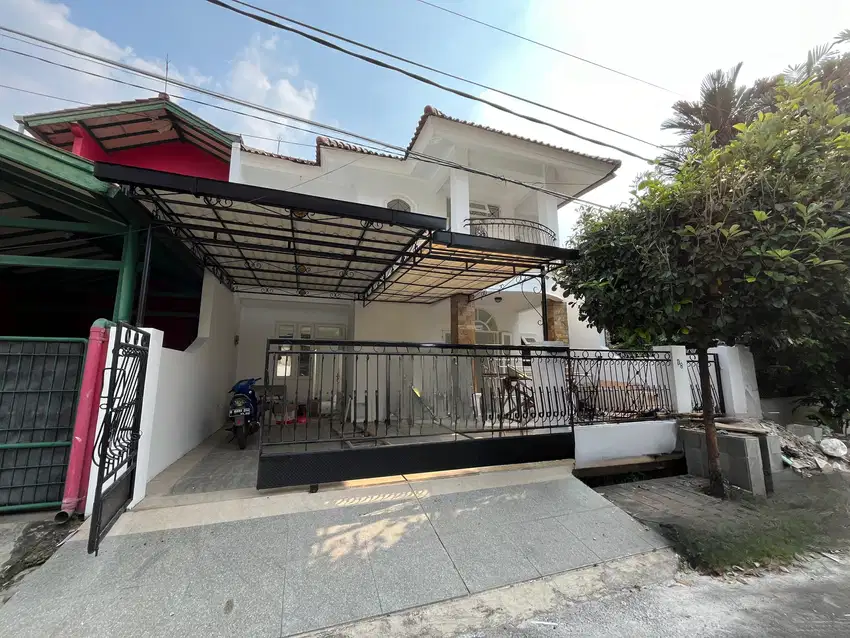 Rumah American Classic Dalam Komplek di Cinere 1 Km Kepintu Tol Desari
