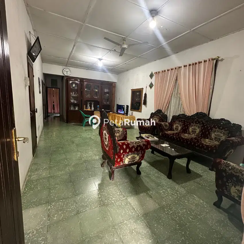 DIJUAL RUMAH JALAN KAPTEN MUSLIM - DAERAH HELVETIA (PUTRA)