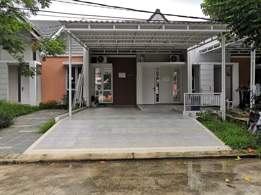 DIJUAL RUMAH STRATEGIS DI MUTIARA GADING CITY BEKASI