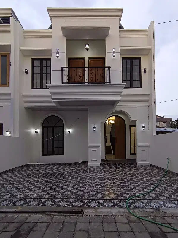 RUMAH BARU AKSES 2MOBIL BESAR DI M KAHFI 2 RAYA JAKSEL