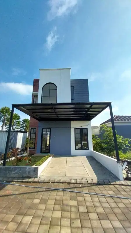 RUMAH MEWAH SUKUN 2 LANTAI KOTA MALANG