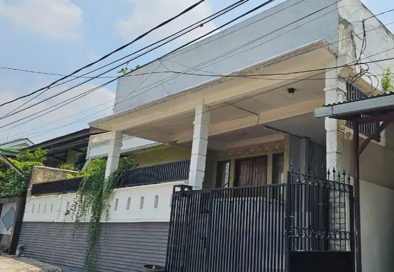 Rumah 2 Lantai dlm kompleks Dkt Tol & MRT di Cinere, Depok
