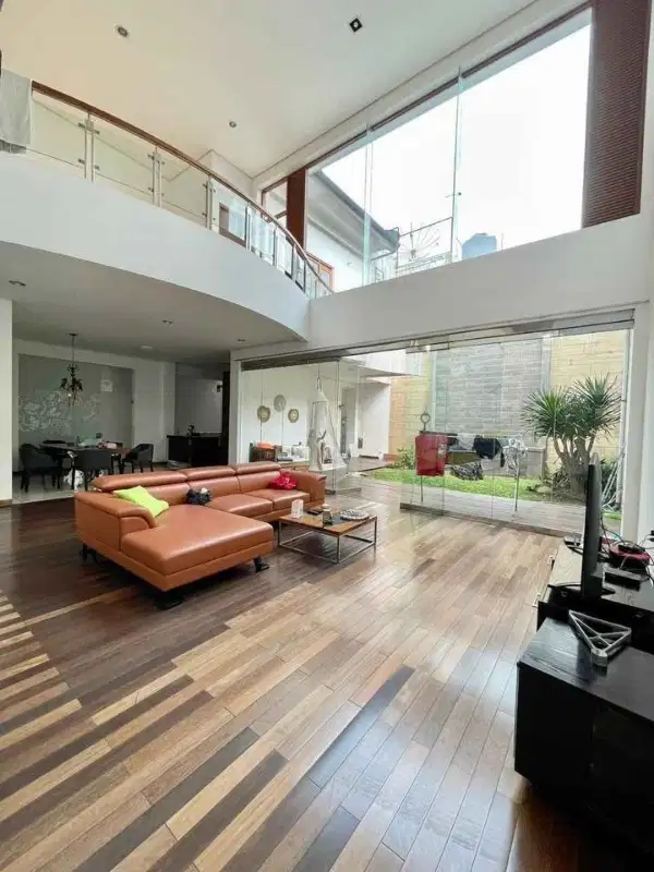 Jual Cepat Murah Rumah Lux Best Lokasi Di Setrasari-Sukahaji Bandung