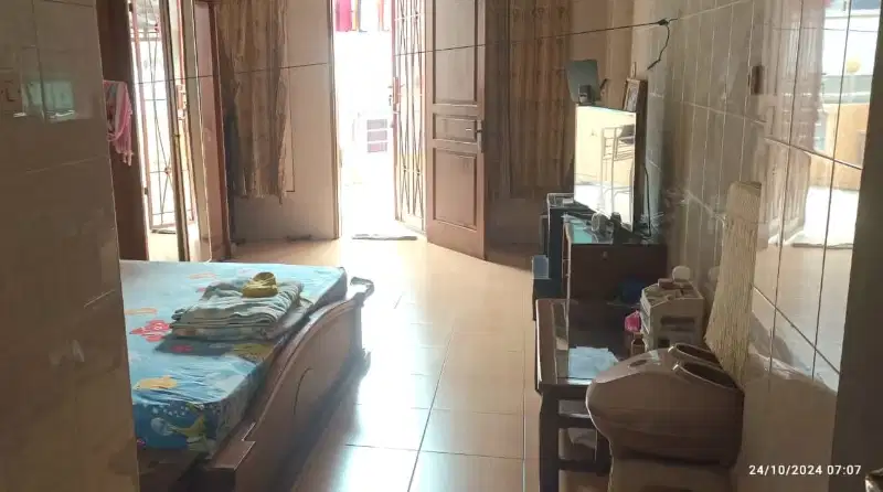 RUMAH JEMBATAN 5 BANGUNAN 3.5 LANTAI SIAP DIHUNI 