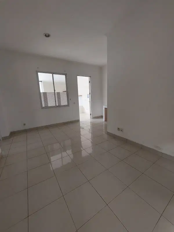 Rumah Rapi Terawat Super Startegis di Simplicity Icon Bsd