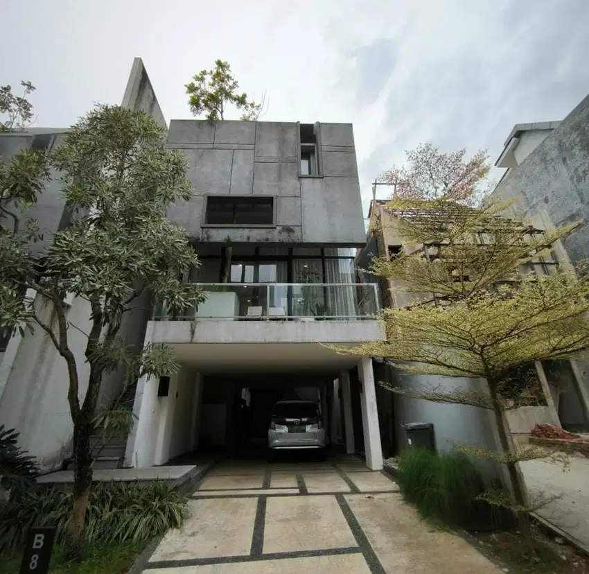 DIJUAL Rumah 2 Lt Kondisi Siap Huni - Cirendue