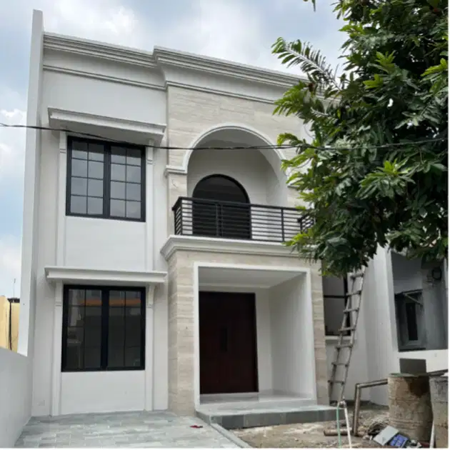 Dijual Rumah Dengan Kolam Renang Sentul City Bogor