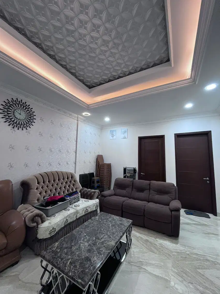 DISEWAKAN Rumah GOLF ISLAND 6X12.5 FULLFURNISHED HARGA 250juta /th