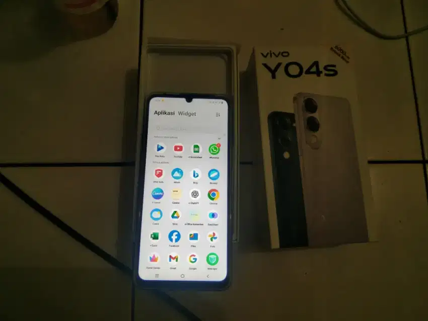 [COD] Jual Vivo Y04S Violet