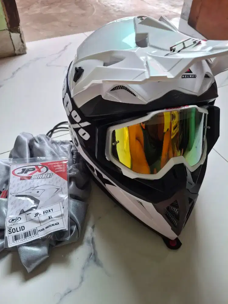 Helm jpf fox1 cross + kacamata