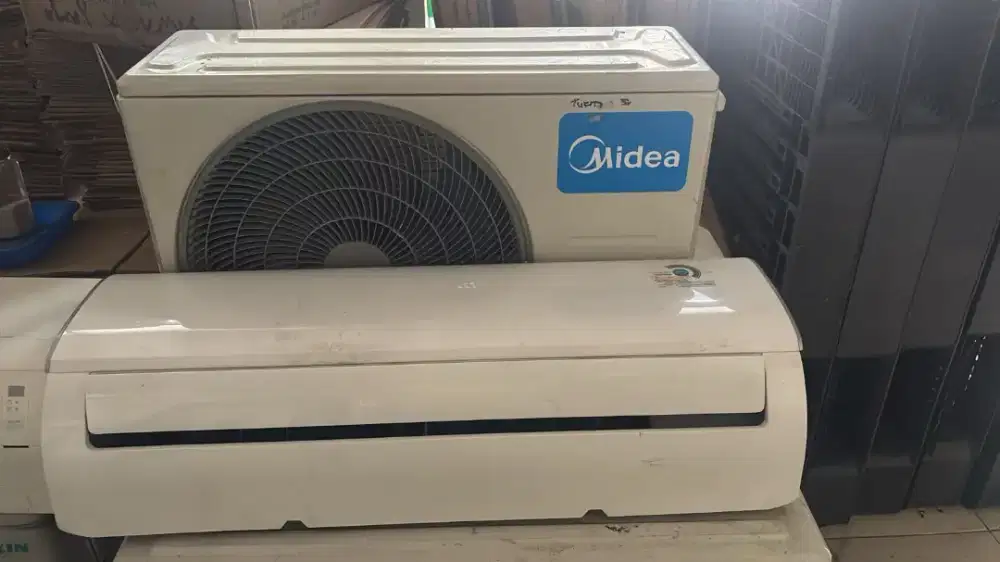 Aqil teknik servis AC kulkas dan mesin cuci