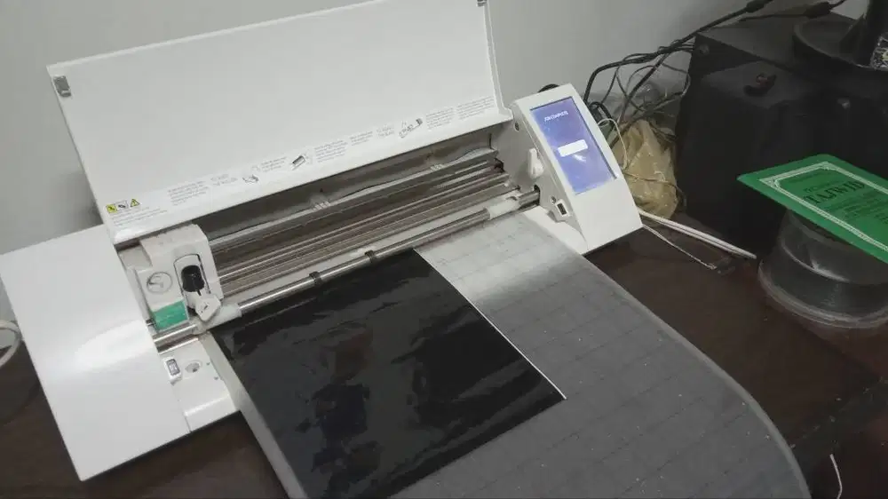 Jual Second Cutting Sillhoutte Cameo v2 Bandung