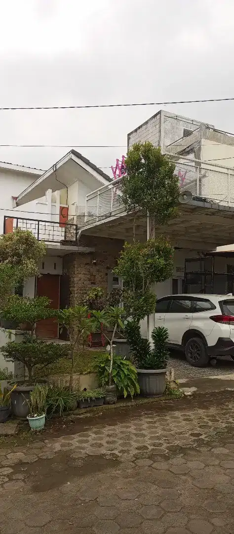 Dikontrak kan rumah dekat STIKES CIHANJUANG