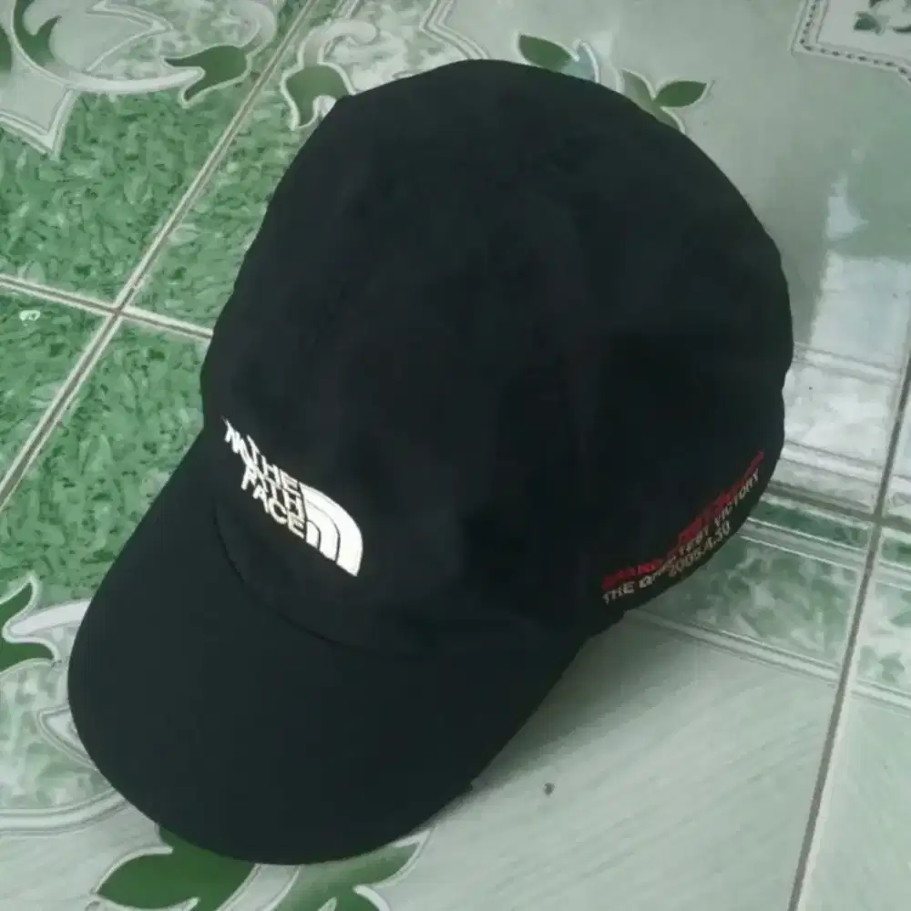 Topi the north face second