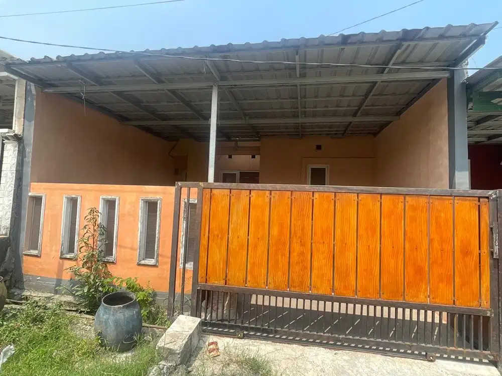 Dijual Cepat Rumah di Perum Jalan 0 nasional Gresik-Krian