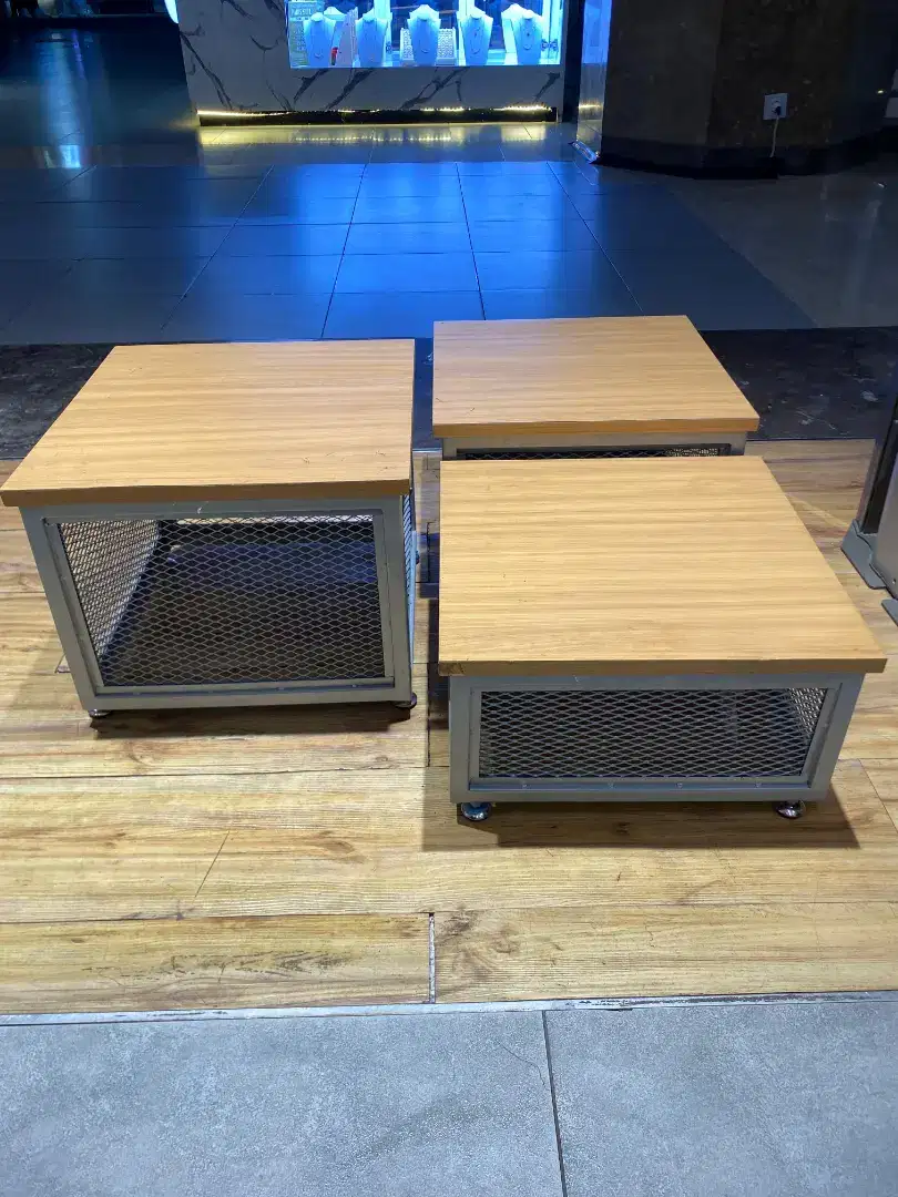 Box 1 set, bisa digunakan untuk jualan ditoko Daan pemakaian probadi
