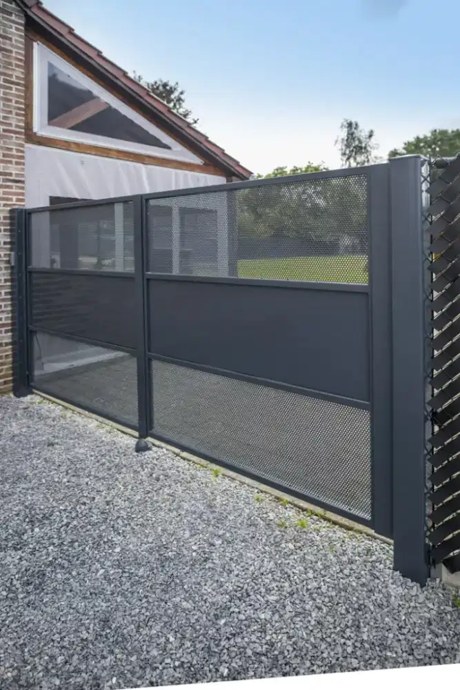 Bengkel las Lampung tralis kanopi pintu pagar gerbang tangga