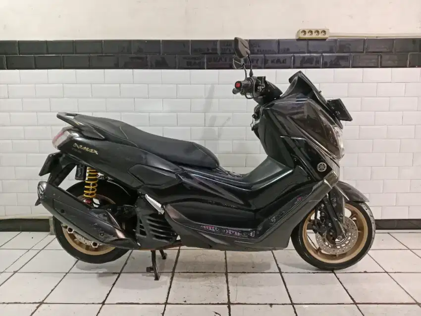 Nmax old 2018 lengkap bagus