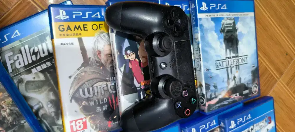 Ps4 plus CD game PS 4 ori