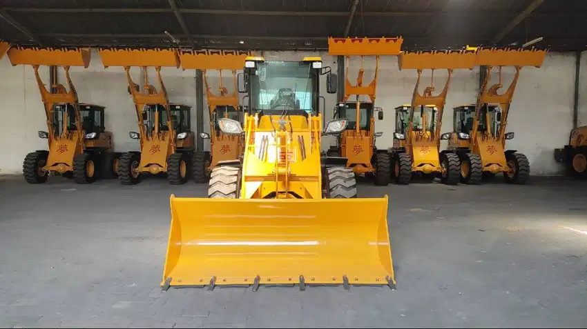 Kapasitas 1 - 3 Kubik Wheel Loader China Tangguh Sparepart Mudah Ready