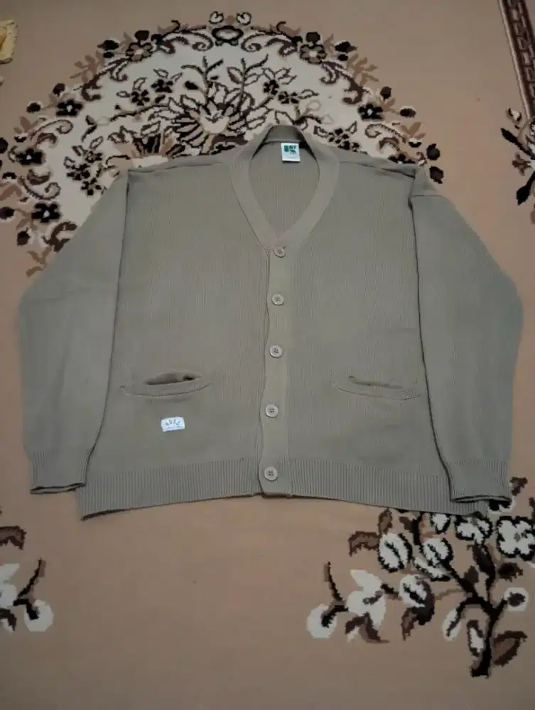 Russ Sweater Cardigan Knitting Rajut Tweed Brown