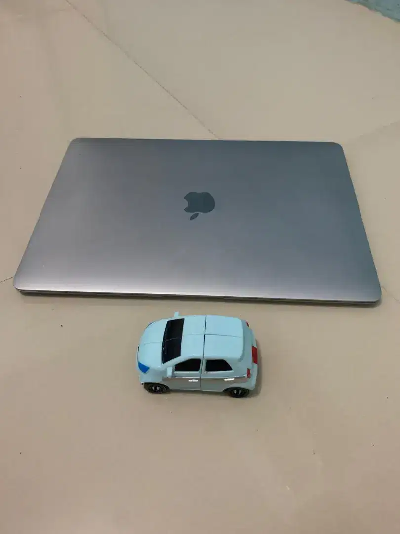 Macbook Air Retina A2179 13 2020 i3 Space gray Not M1 M2