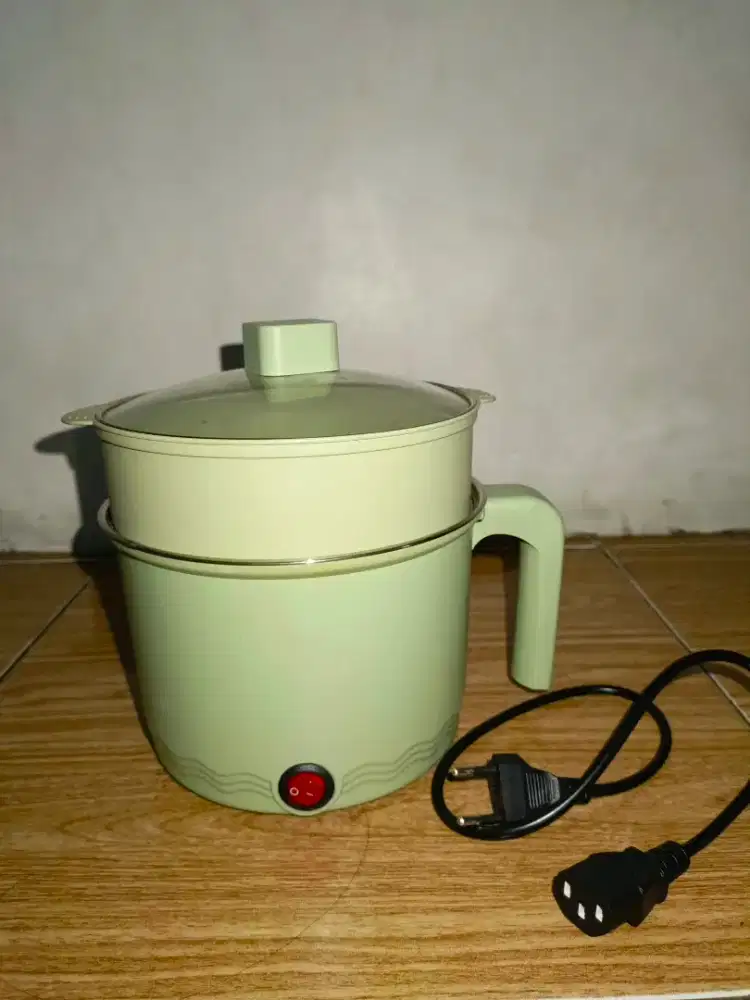 Panci listrik serbaguna