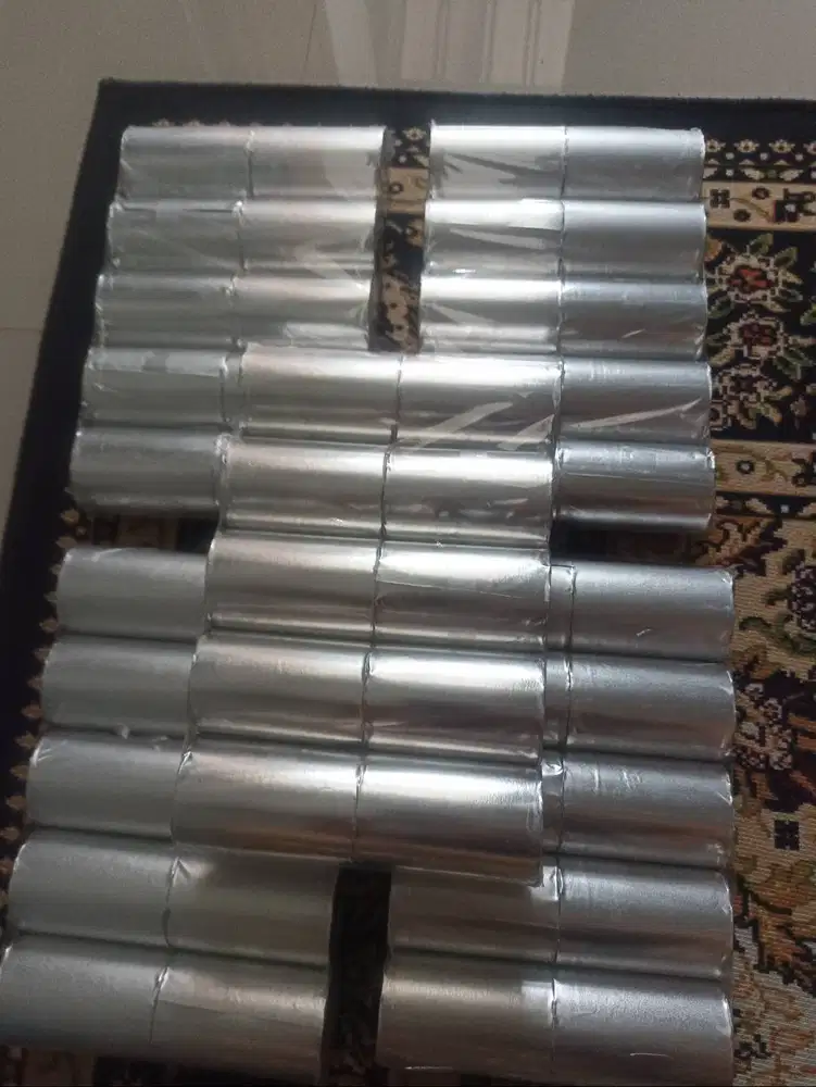 Kertas termal . kondisi baru , ukuran 80X50.