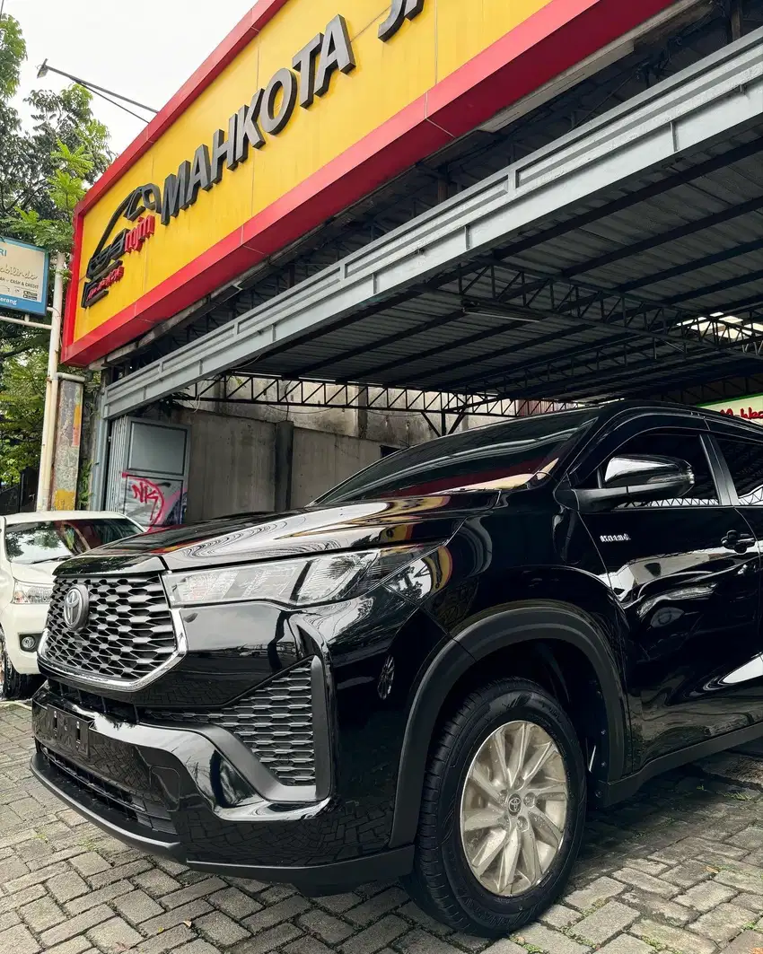 TOYOTA INNOVA NEW ZENIX HYBRID 2.0 CVT 2025(KM72PERAK)RASA BARU/TOP!!