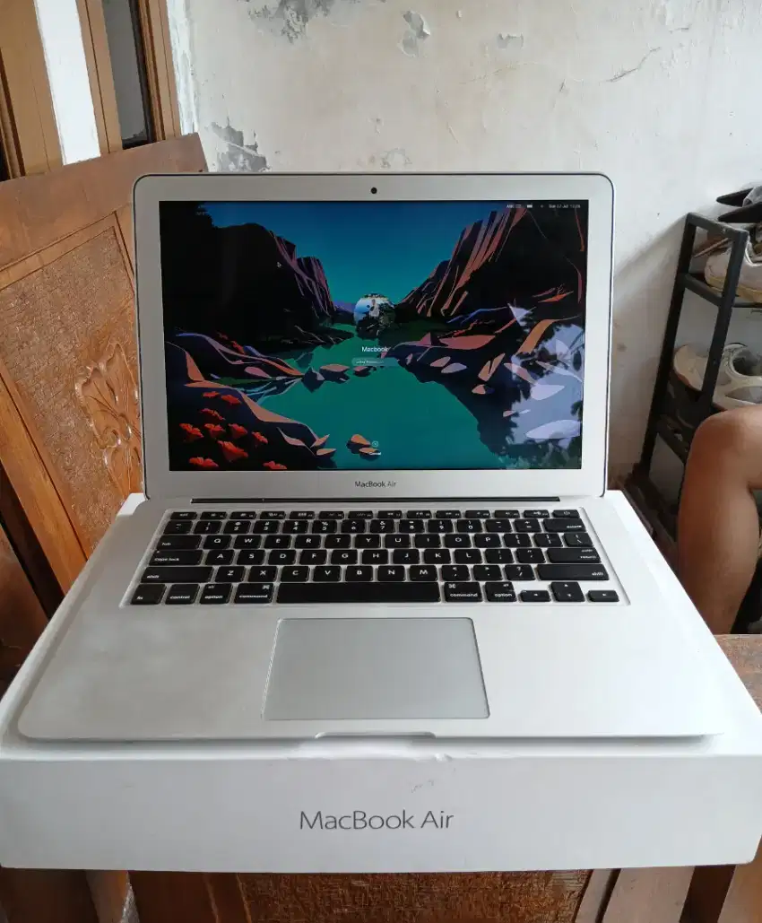 MacBook Air 13” 2017 | i5 1.8GHz | 8GB RAM | 128GB SSD | Ex iBox |