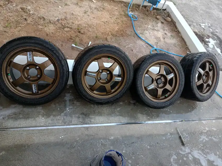 Rays TE37 ring 15
