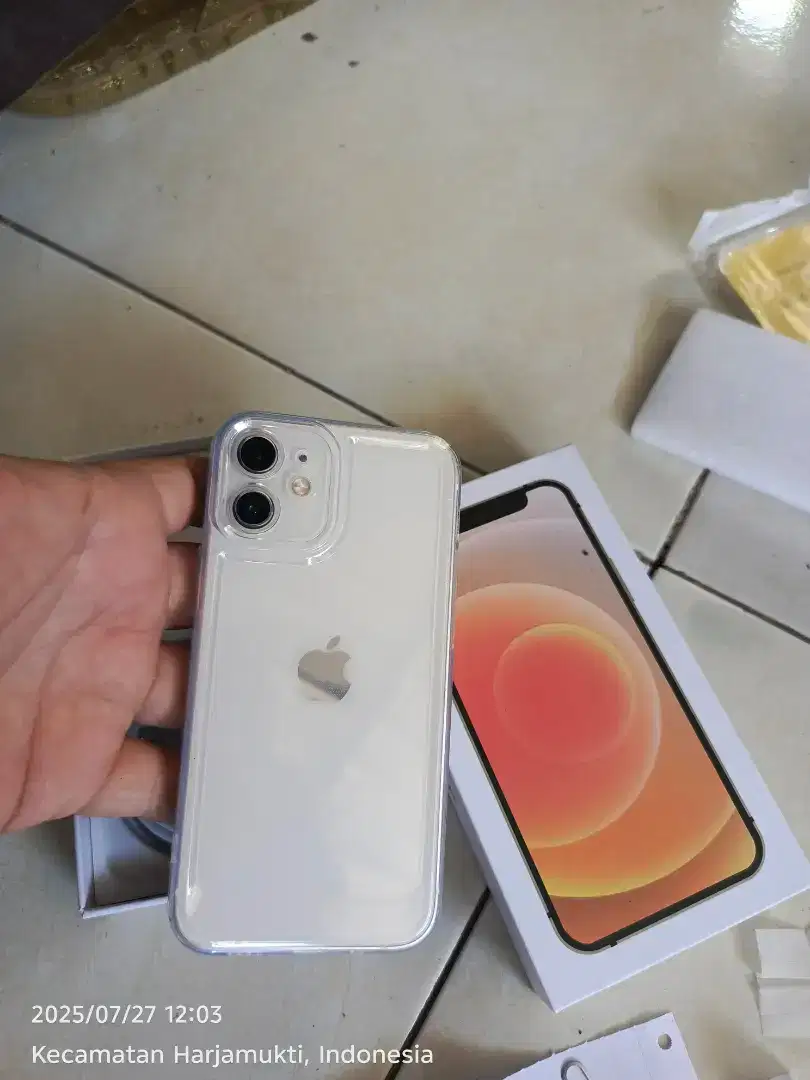 Iphone 12 mini 5g 128 all operator
Mulus bh 100 face id off yg lain no