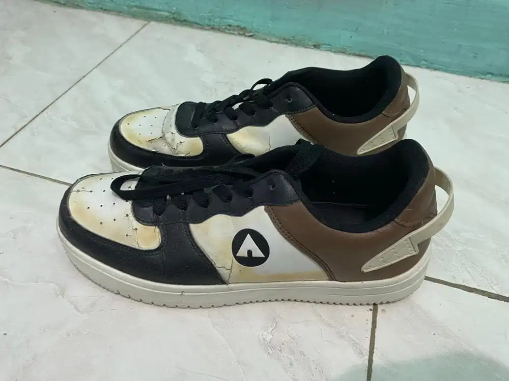 Sepatu Airwalk, UK 41