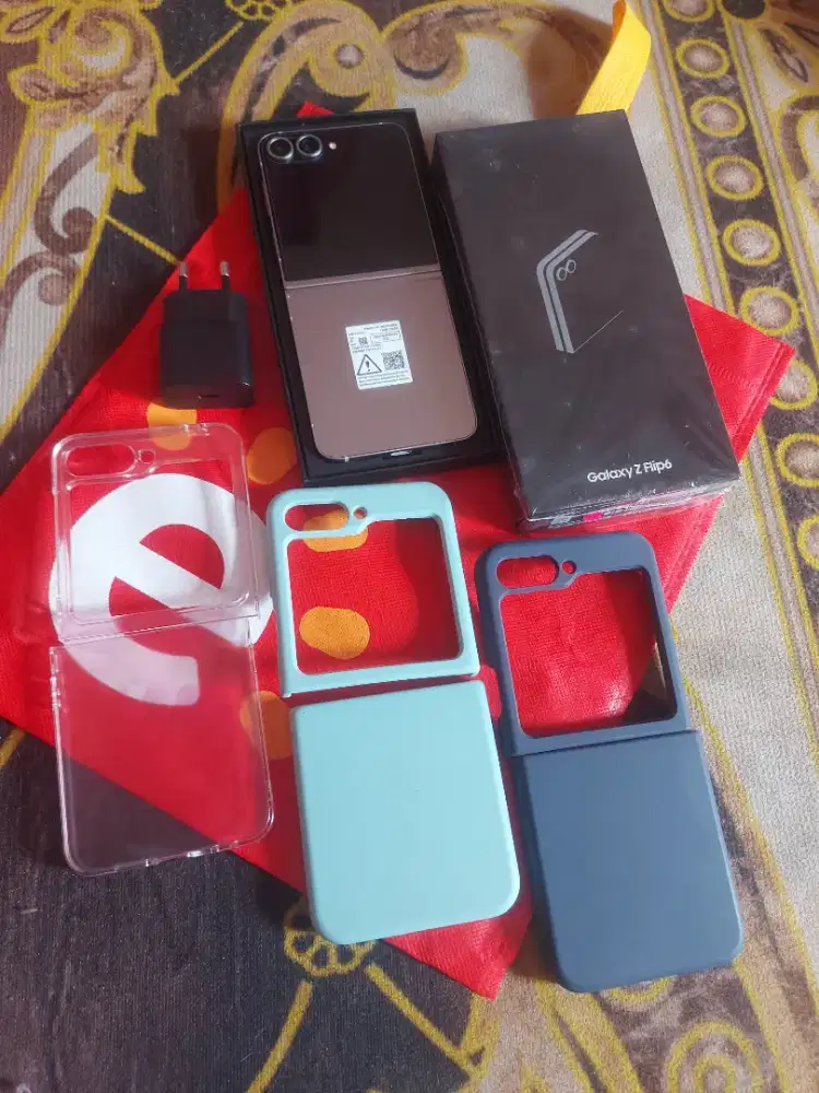 SAMSUNG Z FLIP 6 5G Ram12/256GB Garansi resmi SEIN DES 2025 NOMINUS.