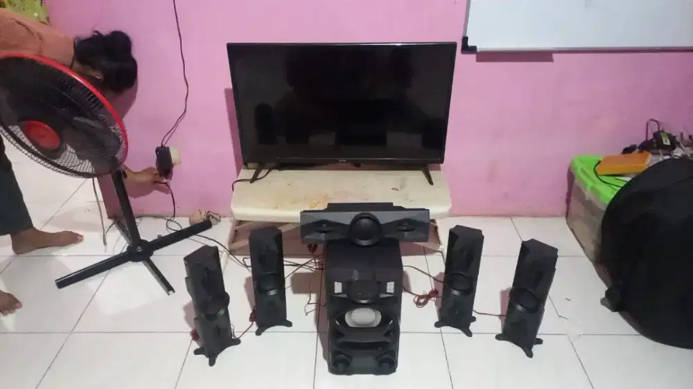 Home Theater like new