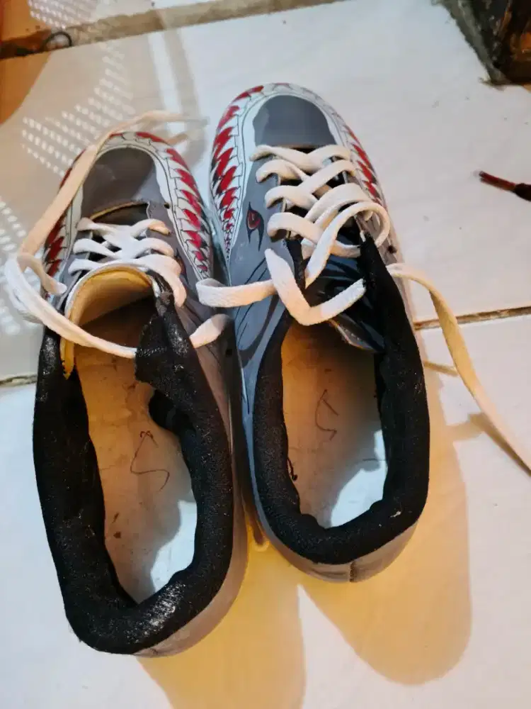 sepatu futsal size 36