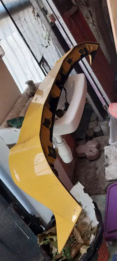 Spoiler honda brio asli