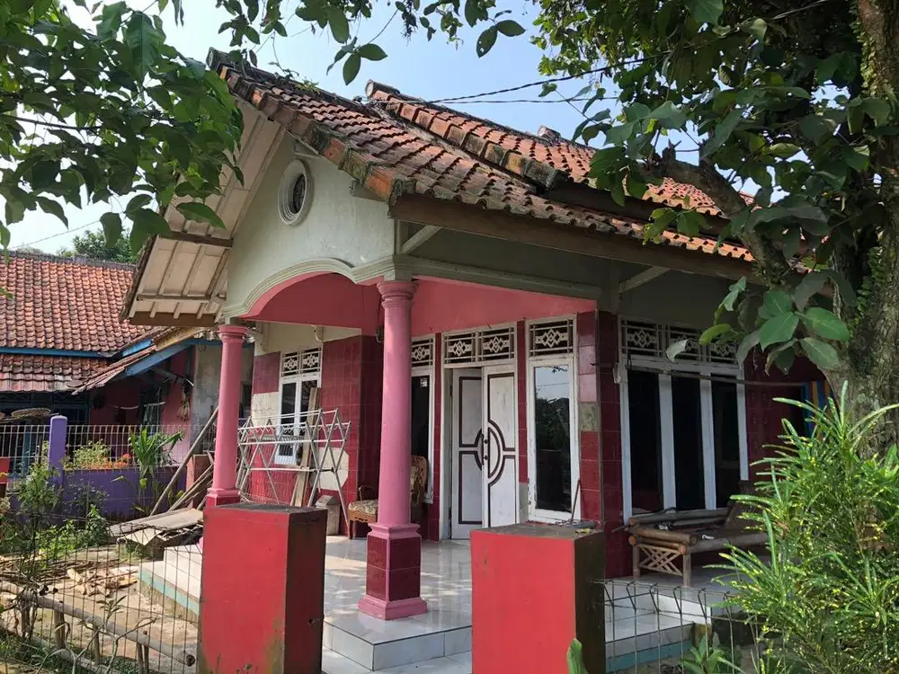 Dijual rumah NENEK