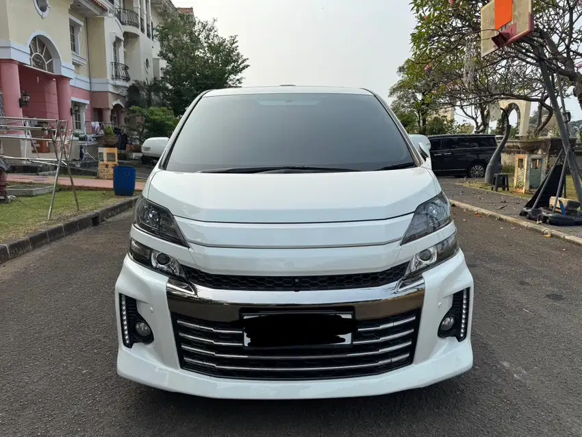 Toyota Vellfire Z GS 2013 Bensin. Km low, Nama perorangan