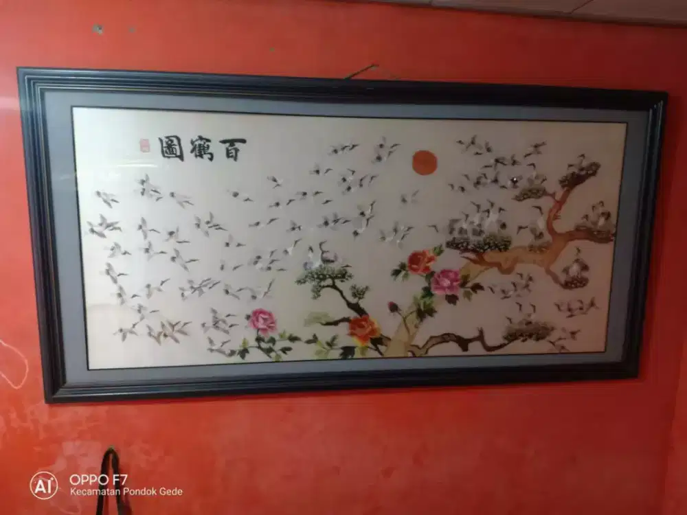 Pajangan Sutra Jumbo  Sulam Motif Burung Bangau & Bunga Peoni