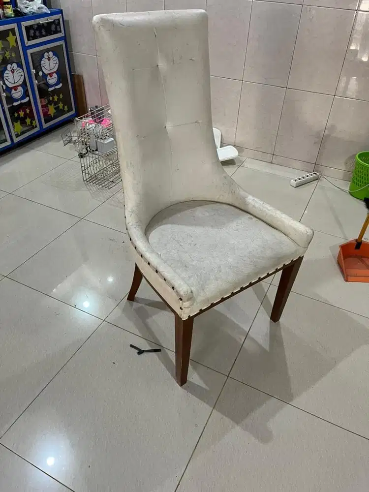 Kursi Kayu Jati lapis kulit