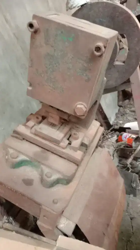 Mesin Cetak Penyangga Obat Nyamuk