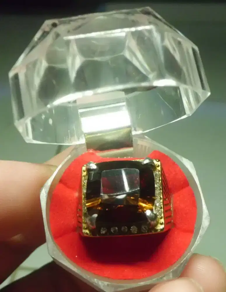 Cincin batu Natural Madeira Citrine